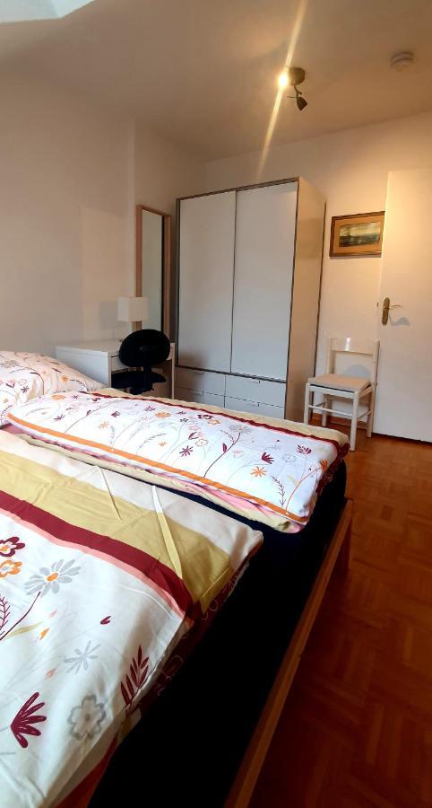 Privat Zimmer In Bad Homburg Bei Kurhaus Bad Homburg vor der Hoehe Luaran gambar