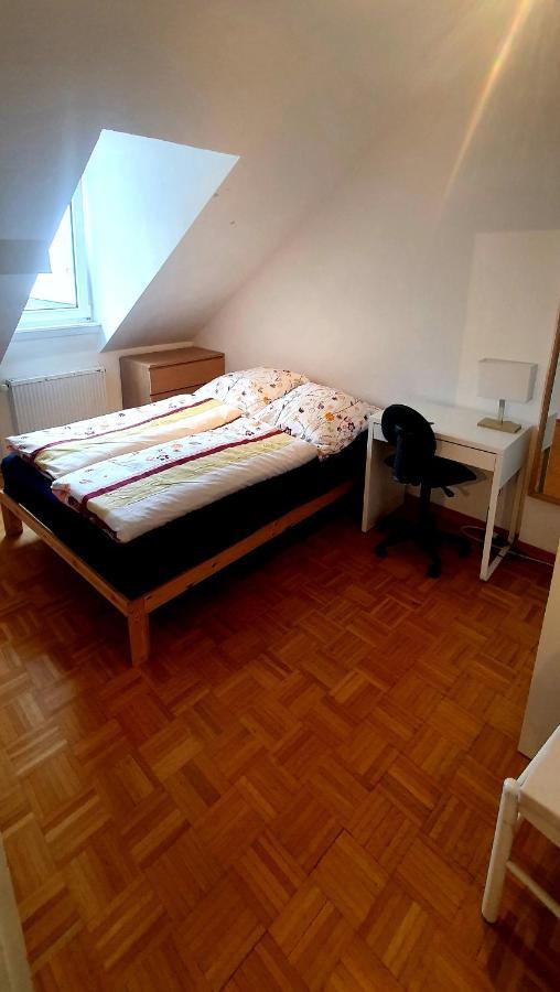 Privat Zimmer In Bad Homburg Bei Kurhaus Bad Homburg vor der Hoehe Luaran gambar